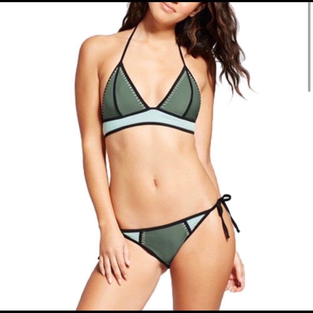 SOLD Triangl-Style Bikini Top